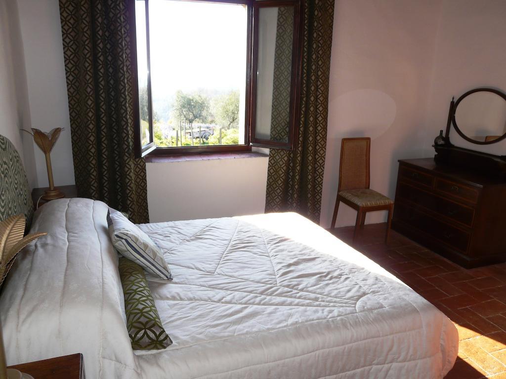 Podere Patrignone Guest House Castellina in Chianti Room photo